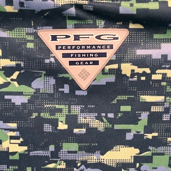 Columbia PFG - Men’s Small -Blue / Green - Camo /Fish-print Long-sleeve Shirt - - Picture 9 of 12